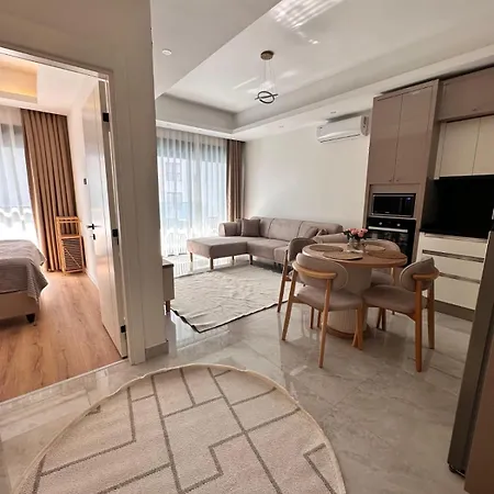 Ocean - Luxury, Comfort & Pool Views * Alanya
