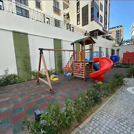 Ocean - Luxury, Comfort & Pool Views Apartmán *