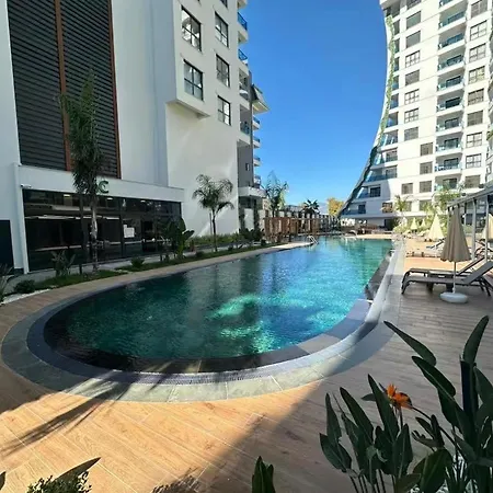 Ocean - Luxury, Comfort & Pool Views Apartmán Alanya